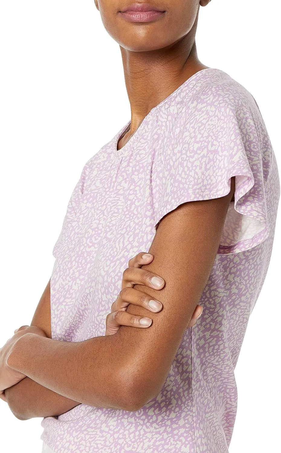 Amazon Essentials Women's Classic-Fit Cape Sleeve Open Crewneck T-Shirt