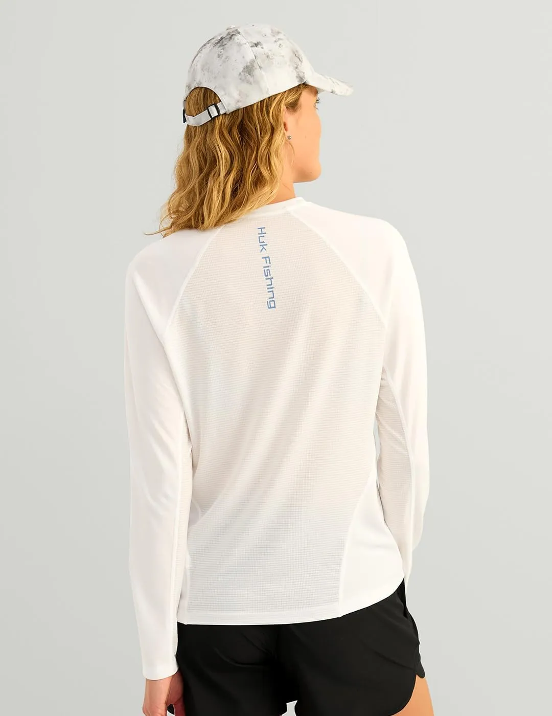 HUK Women's Icon Long Sleeve Fishing Shirt with Sun Protection