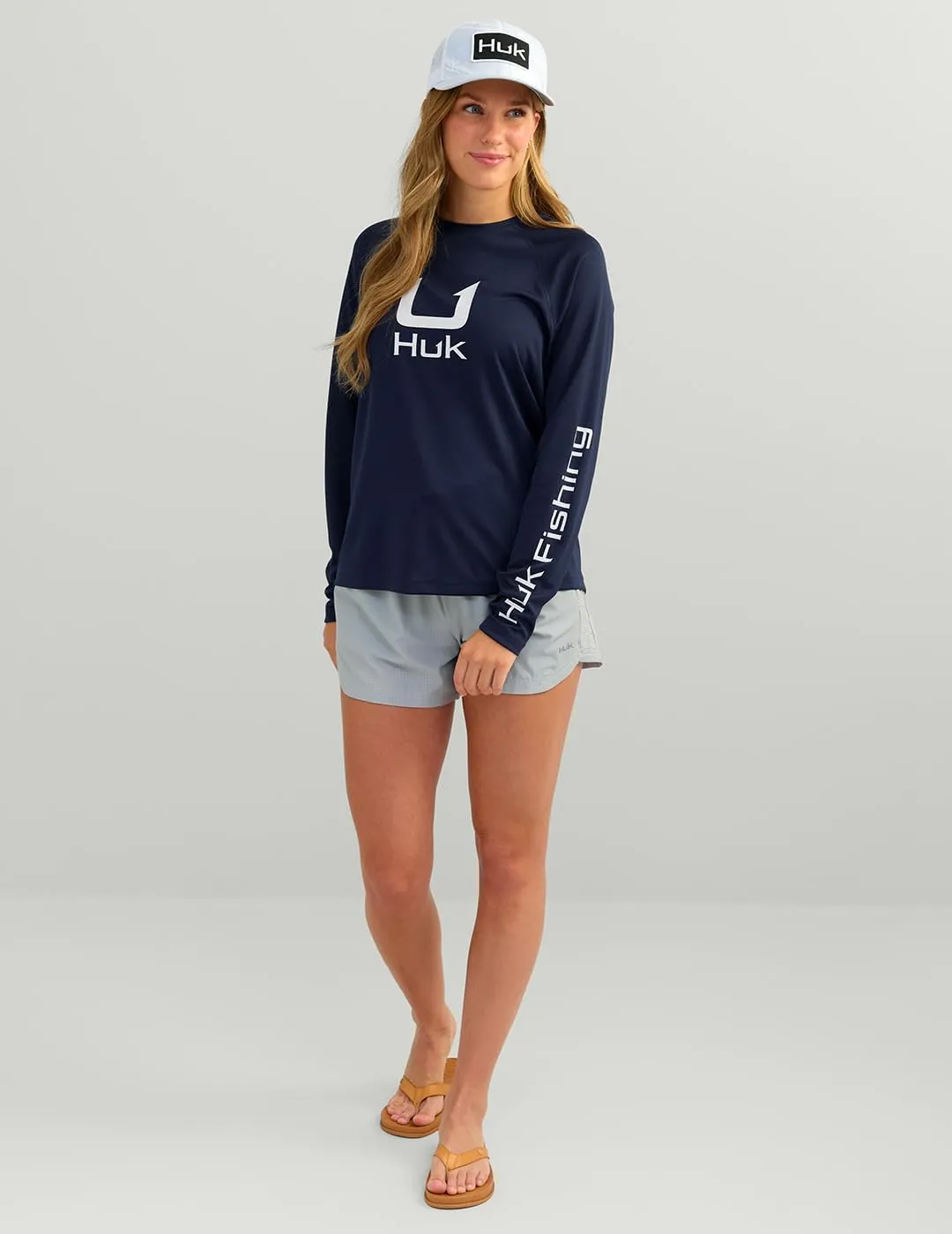 HUK Women's Icon Long Sleeve Fishing Shirt with Sun Protection