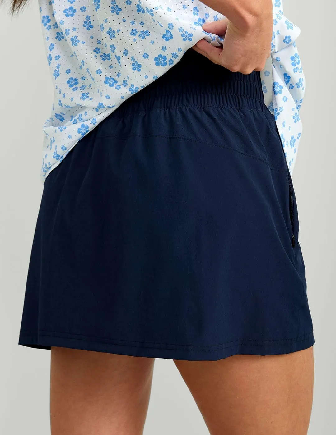 HUK Women's Tide Point Performance Skort  30 UPF Sun Protection Skirt