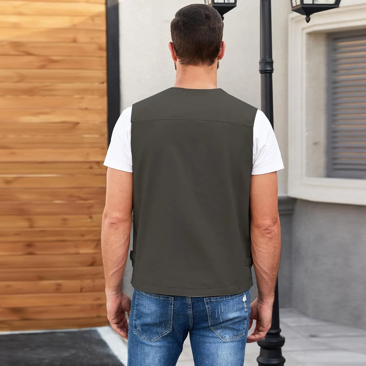 Jade Hare Men's Lightweight Fishing Safari Vest Travel Outdoor Work Sleeveless Jacket Cargo Vests Military Shooting Clothing