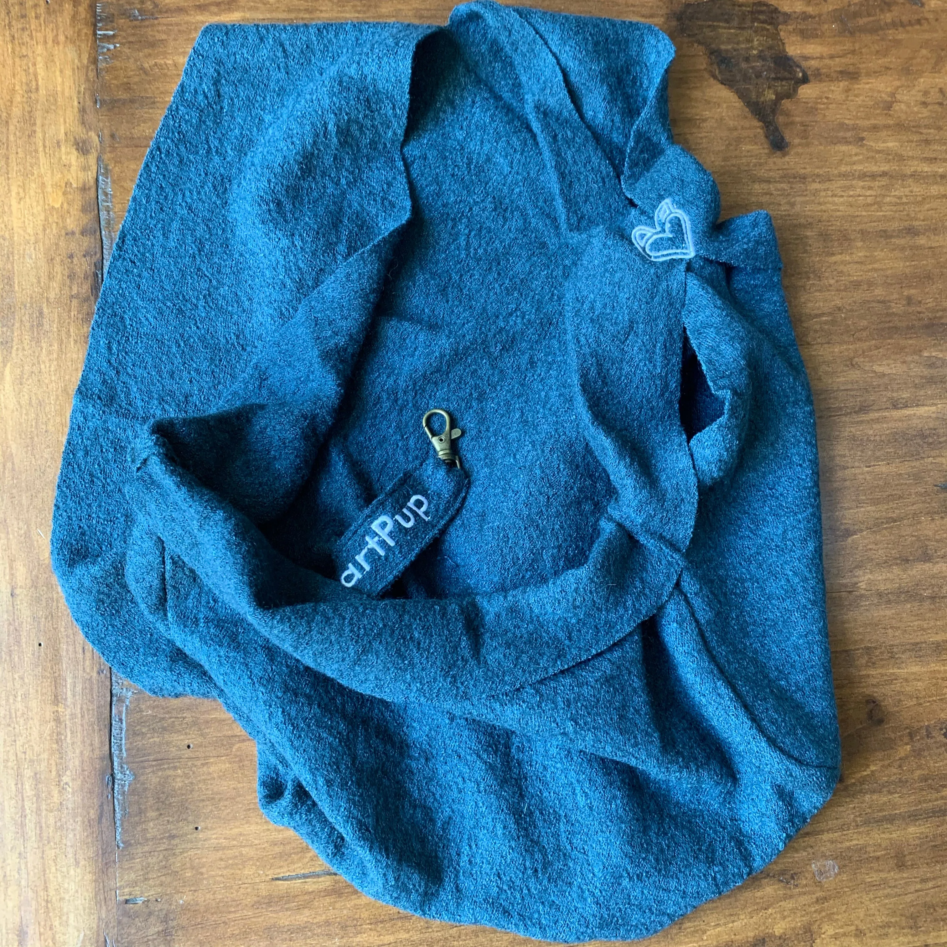 Kids pocket dog carriers (not for adults over xs)