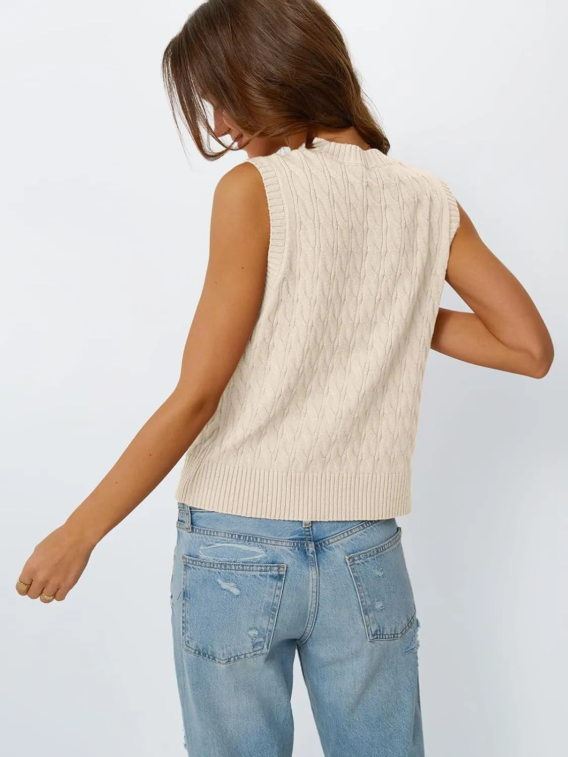 LILLUSORY Sweater Vest Women Fashion Casual Summer Outfits V Neck Cable Knit Spring Trendy Cropped Sleeveless Cute 2025