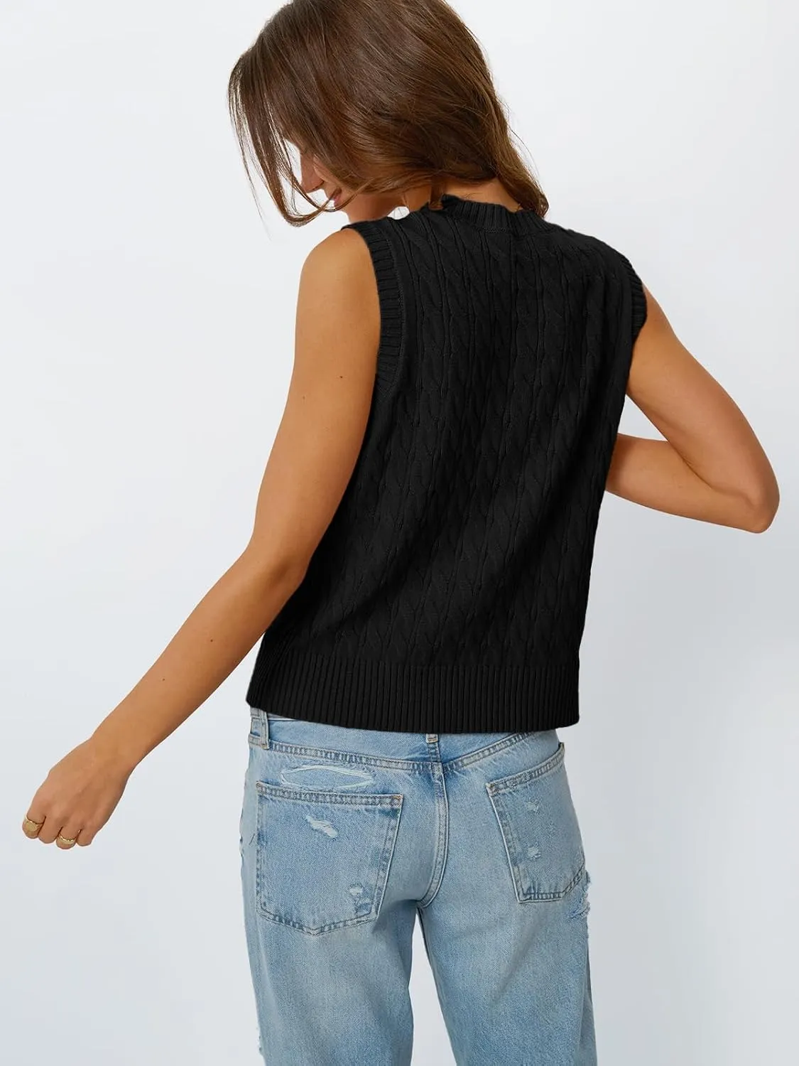 LILLUSORY Sweater Vest Women Fashion Casual Summer Outfits V Neck Cable Knit Spring Trendy Cropped Sleeveless Cute 2025
