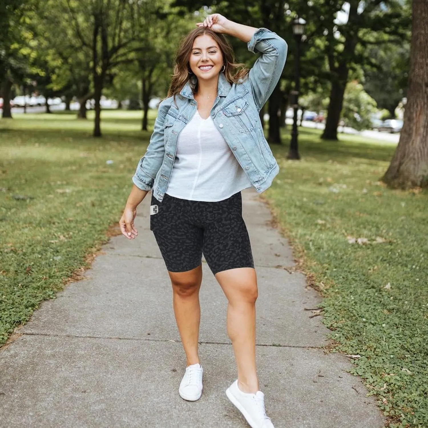 MOREFEEL Plus Size 8" Biker Shorts with Pockets for Women  High Waisted Tummy Control Black Yoga Shorts (XL-4XL)