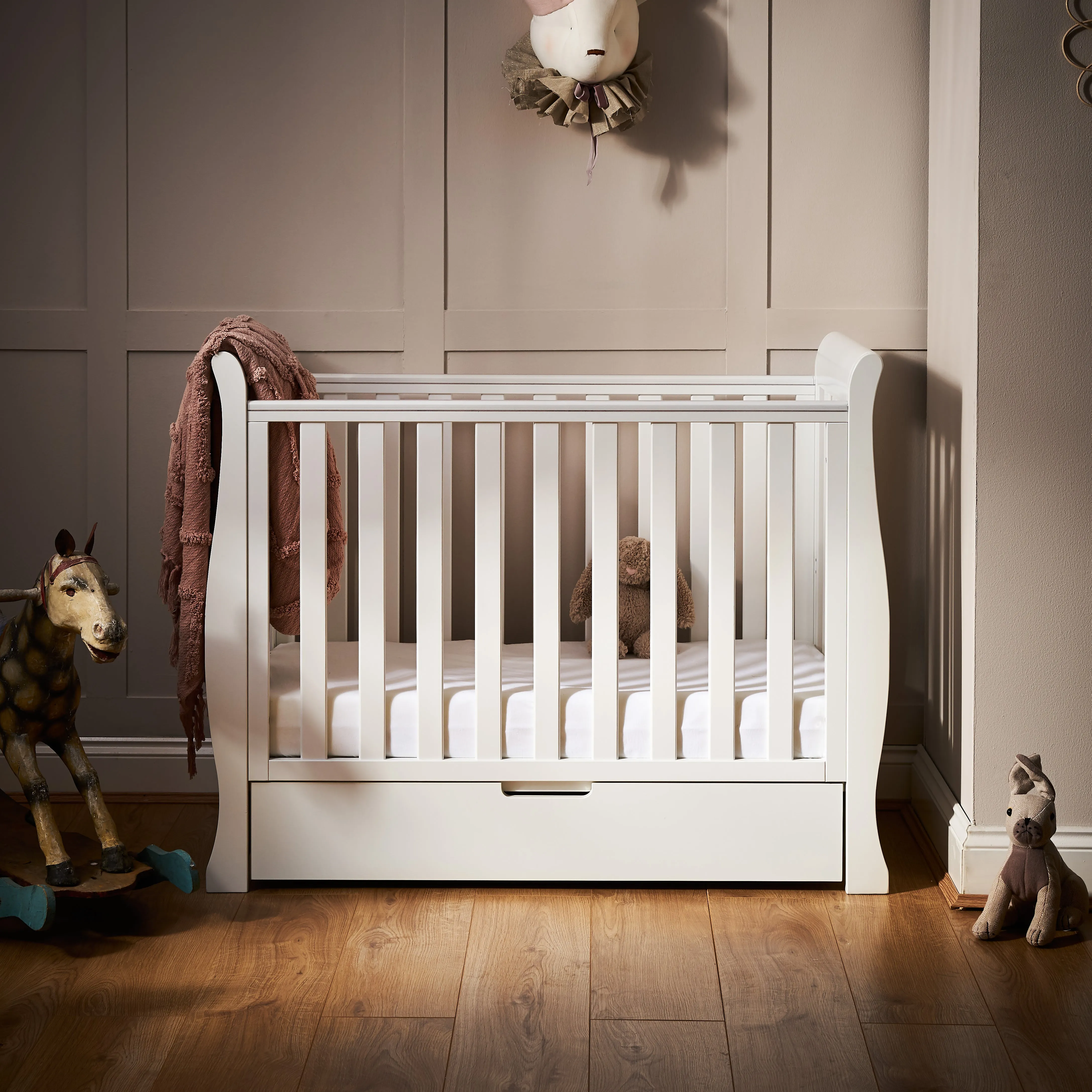 Stamford Space Saver Sleigh 3 Piece Room Set - White