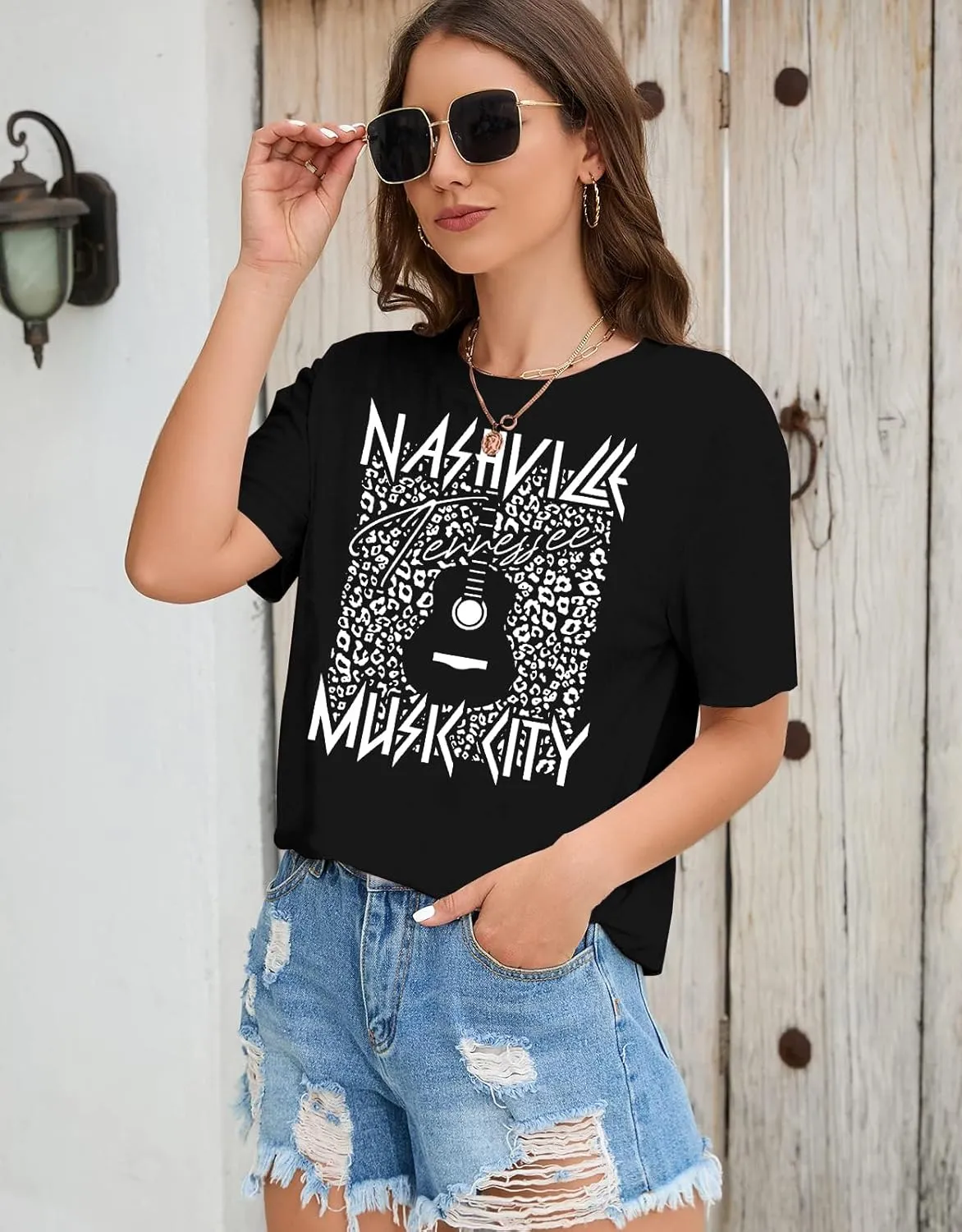Womens Country Music T-Shirt Classic Country Concert Shirt Vintage Graphic Tees for Music Lovers Western Cowgirl Tops